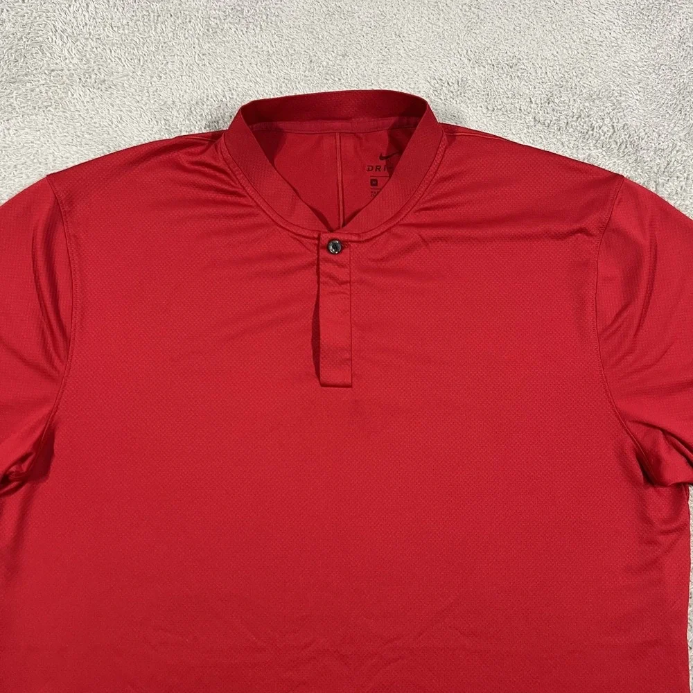Nike Tiger Woods Polo Shirt Mens Medium Sunday Red Blade Collar Golf BV9219
